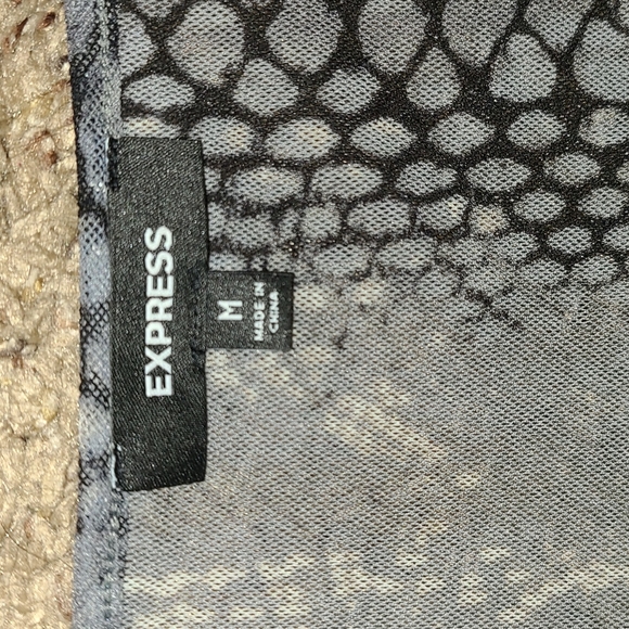 Express Snakeskin Print Sleeveless Ruffle Tank - Picture 2 of 8